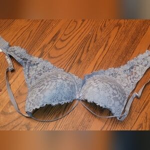 Source Unknown Floral Lace Bra in Light Gray